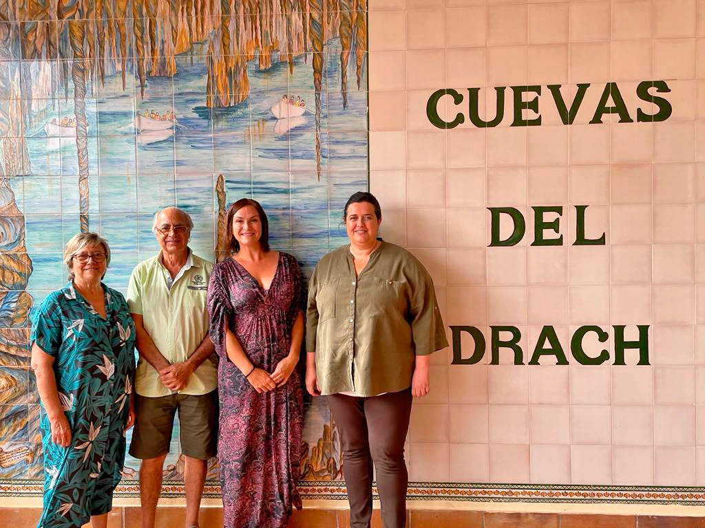 Estel de Llevant agraeix l’aportació de 10.500€ recaptats amb el concert "Un país de fàbula" a les Coves del Drach